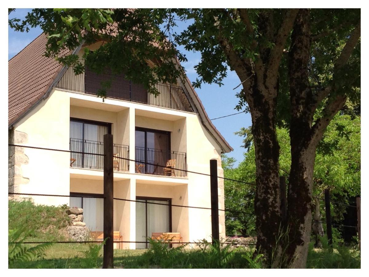 A L'Ombre Du Tilleul Comiac ภายนอก รูปภาพ